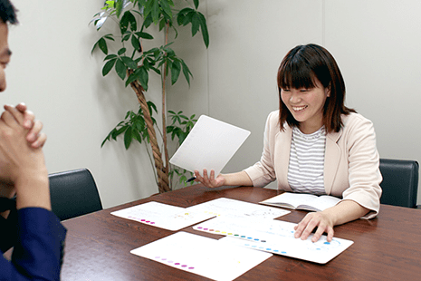 お客様との打ち合わせ